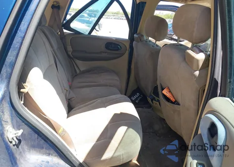 2004 Chevrolet Trailblazer Ls z USA, uszkodzony, nr VIN 1GNDS13S442319448